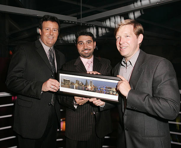 Fred Khalilian receives Key to the City of Jacksonville from Mayor John Peyton